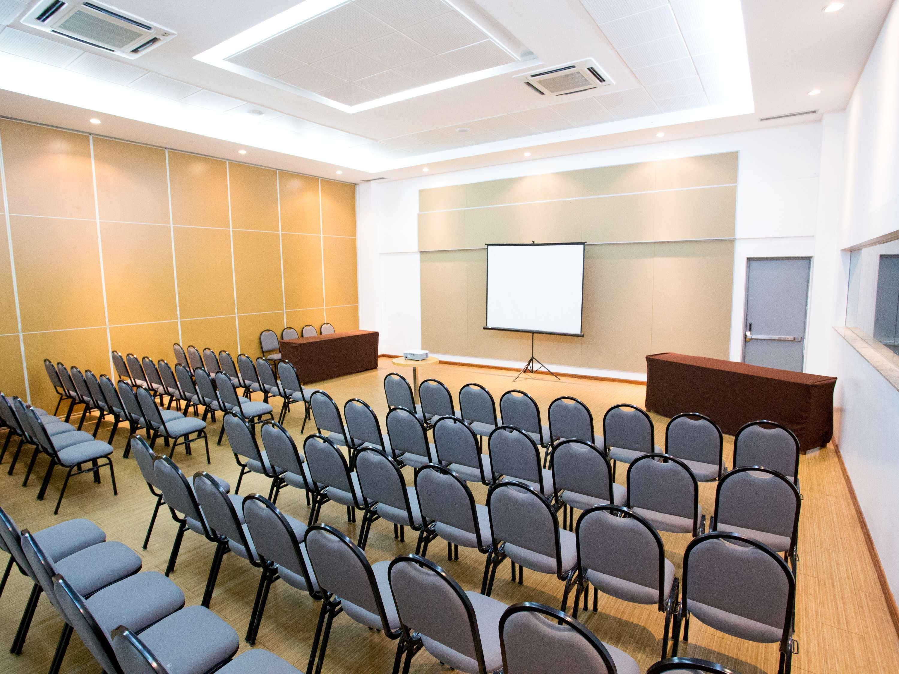 Ibis Feira De Santana Hotel Ngoại thất bức ảnh
