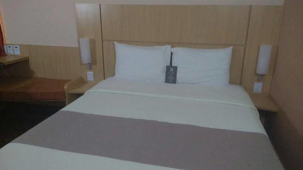 Ibis Feira De Santana Hotel Ngoại thất bức ảnh